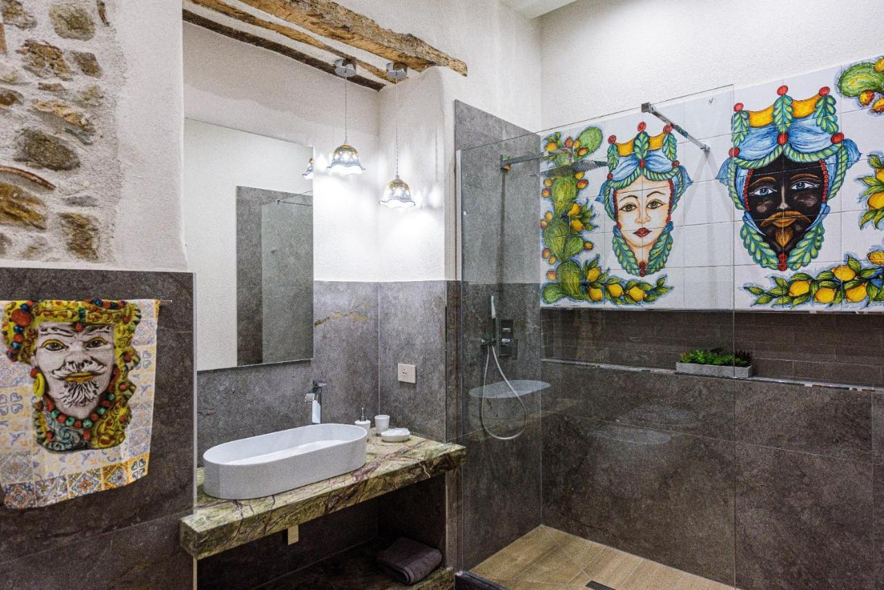 Incao Holiday Il Moro House Cefalù Exteriör bild